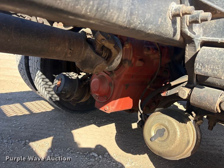 image for item EA7944 2007 International 5900i semi truck