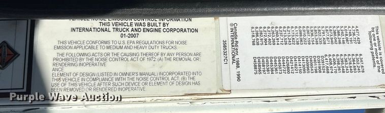 image for item EA7944 2007 International 5900i semi truck