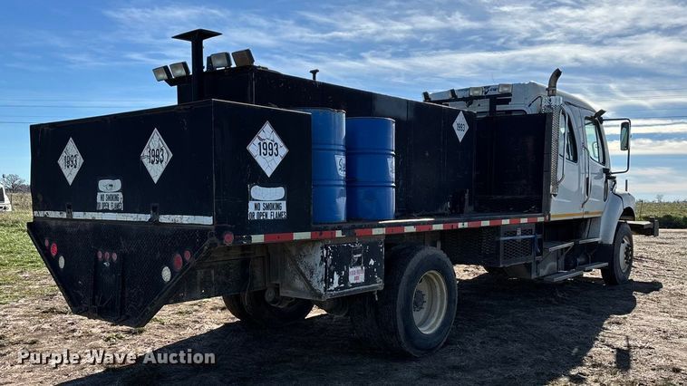 image for item ED2416 2006 Freightliner Business Class M2 fuel / lube truck