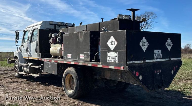 image for item ED2416 2006 Freightliner Business Class M2 fuel / lube truck