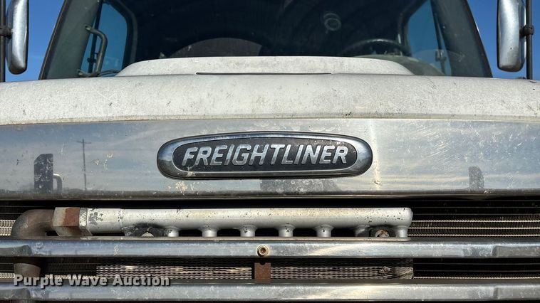 image for item ED2416 2006 Freightliner Business Class M2 fuel / lube truck
