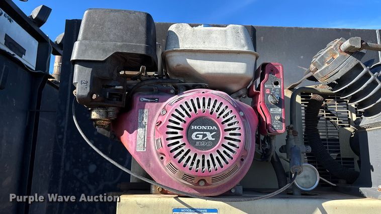 image for item ED2416 2006 Freightliner Business Class M2 fuel / lube truck