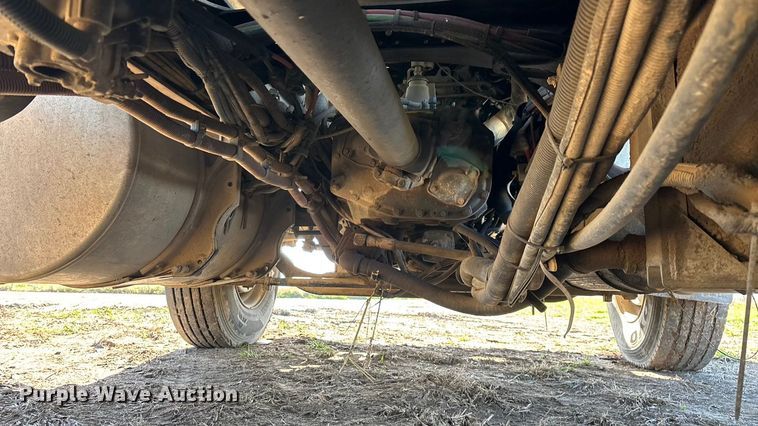 image for item ED2416 2006 Freightliner Business Class M2 fuel / lube truck