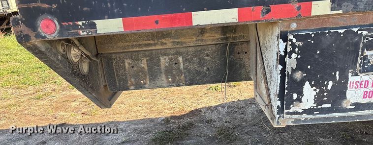 image for item ED2416 2006 Freightliner Business Class M2 fuel / lube truck