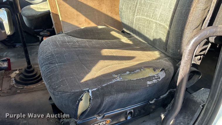 image for item ED2416 2006 Freightliner Business Class M2 fuel / lube truck