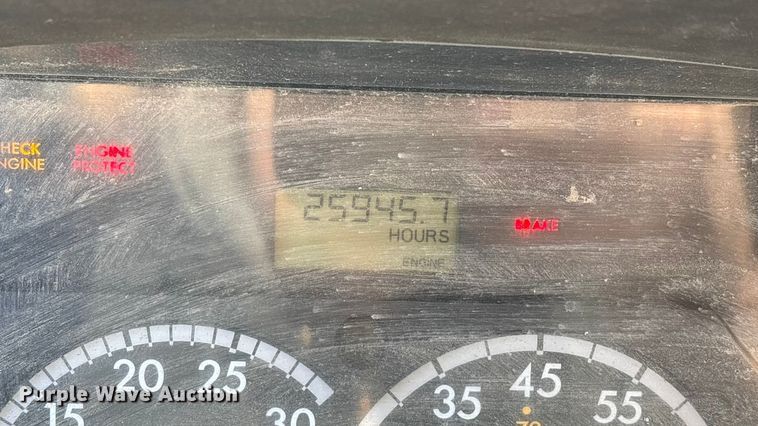 image for item ED2416 2006 Freightliner Business Class M2 fuel / lube truck