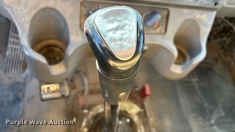 image for item ED2416 2006 Freightliner Business Class M2 fuel / lube truck