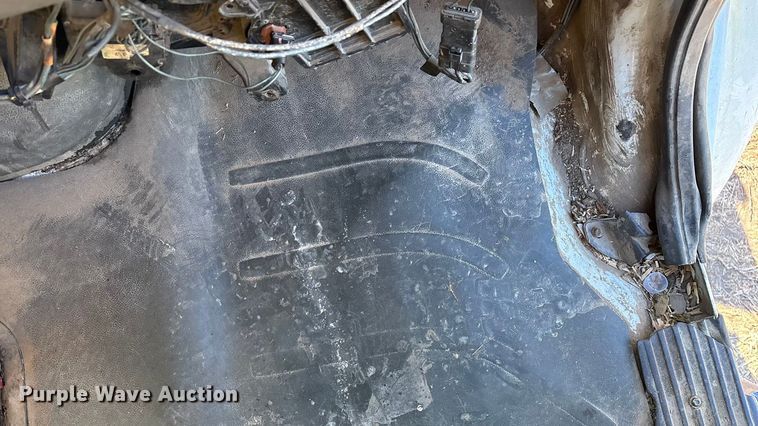 image for item ED2416 2006 Freightliner Business Class M2 fuel / lube truck