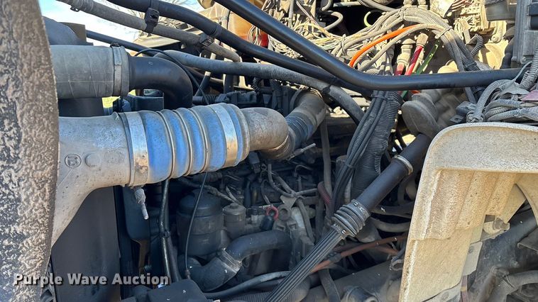 image for item ED2416 2006 Freightliner Business Class M2 fuel / lube truck