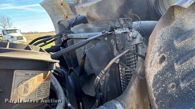 image for item ED2416 2006 Freightliner Business Class M2 fuel / lube truck