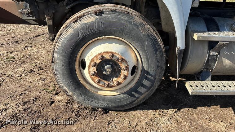 image for item ED2416 2006 Freightliner Business Class M2 fuel / lube truck