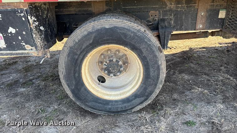 image for item ED2416 2006 Freightliner Business Class M2 fuel / lube truck