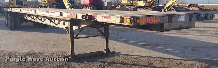 image for item EE1451 1980 Transcraft TL-13 flatbed trailer