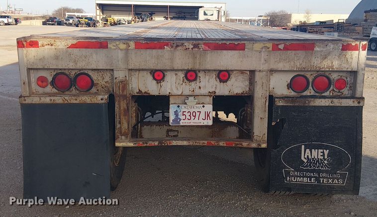 image for item EE1451 1980 Transcraft TL-13 flatbed trailer