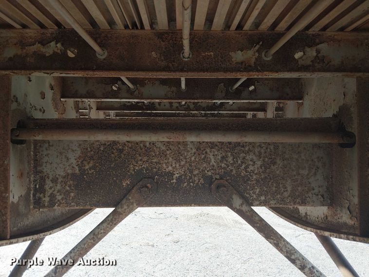 image for item EE1451 1980 Transcraft TL-13 flatbed trailer