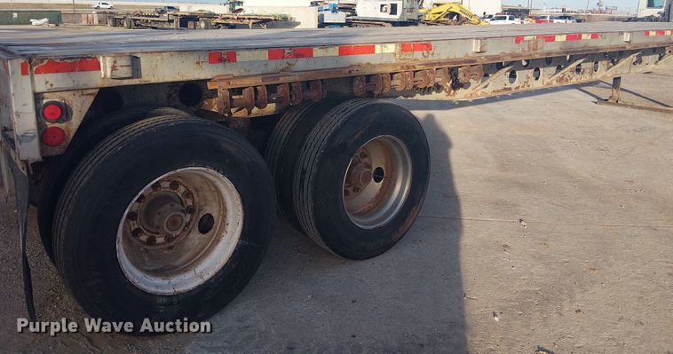 image for item EE1451 1980 Transcraft TL-13 flatbed trailer