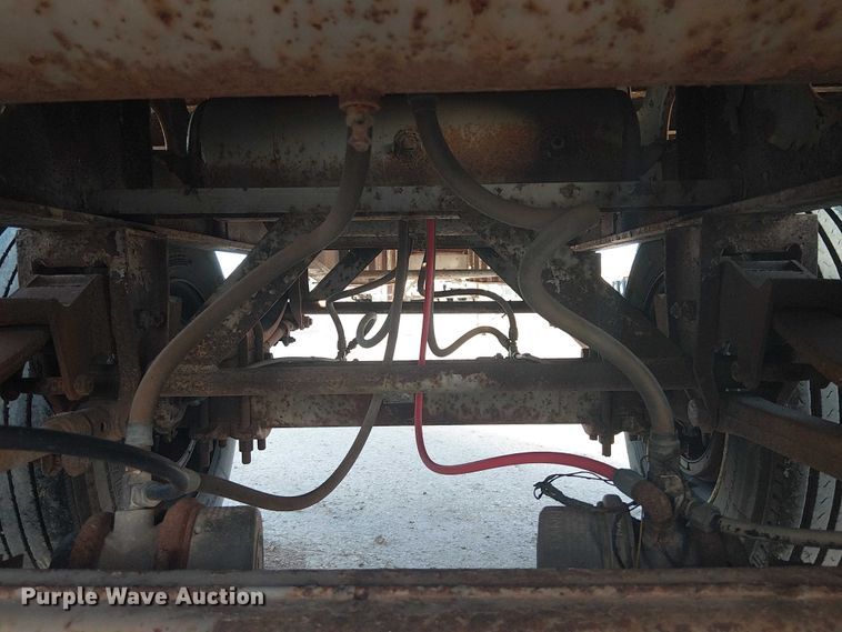 image for item EE1451 1980 Transcraft TL-13 flatbed trailer