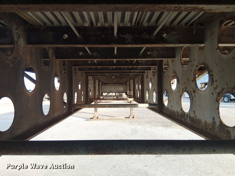 image for item EE1451 1980 Transcraft TL-13 flatbed trailer