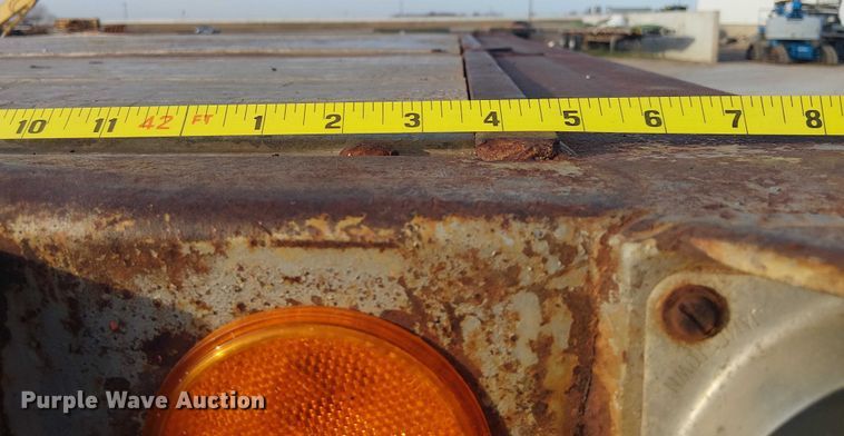 image for item EE1451 1980 Transcraft TL-13 flatbed trailer