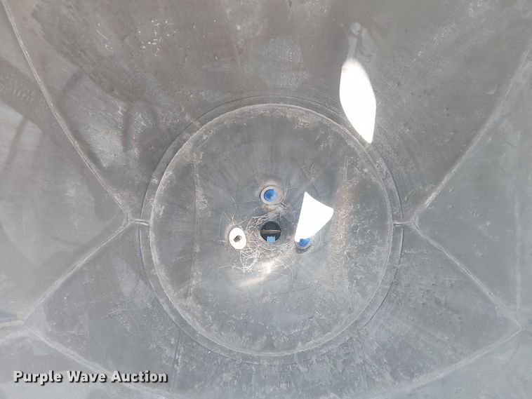 image for item EE1452 2014 Vantage Trailer pneumatic dry bulk trailer