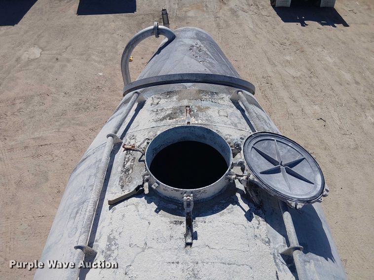 image for item EE1452 2014 Vantage Trailer pneumatic dry bulk trailer