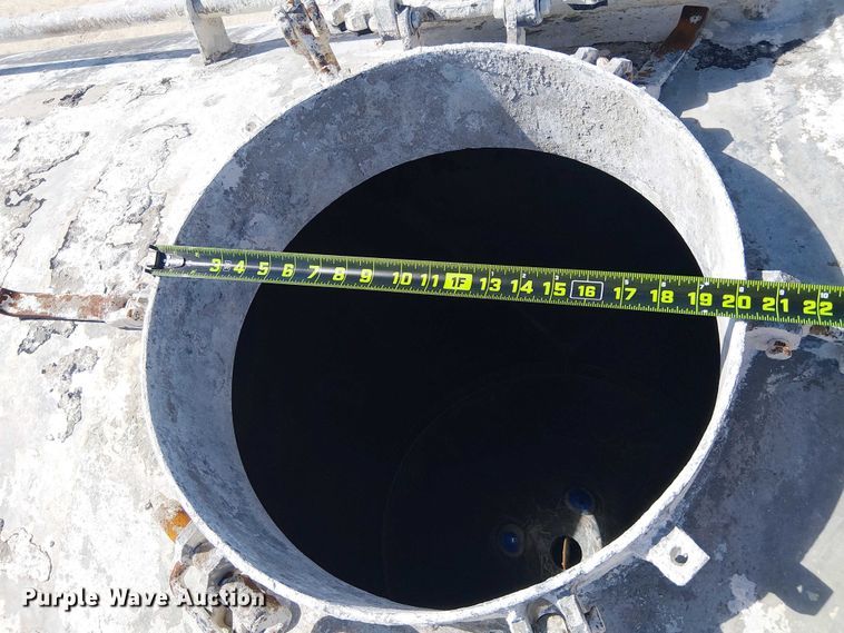 image for item EE1452 2014 Vantage Trailer pneumatic dry bulk trailer