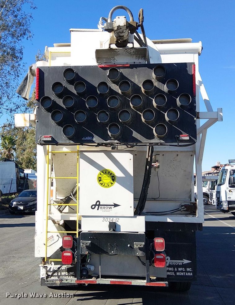 image for item EE5119 2012 Condor American LaFrance  road marking removal truck