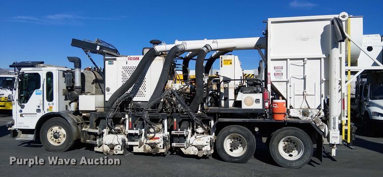 image for item EE5119 2012 Condor American LaFrance  road marking removal truck