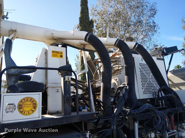 image for item EE5119 2012 Condor American LaFrance  road marking removal truck