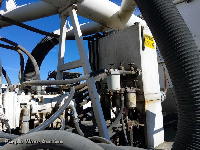 image for item EE5119 2012 Condor American LaFrance  road marking removal truck