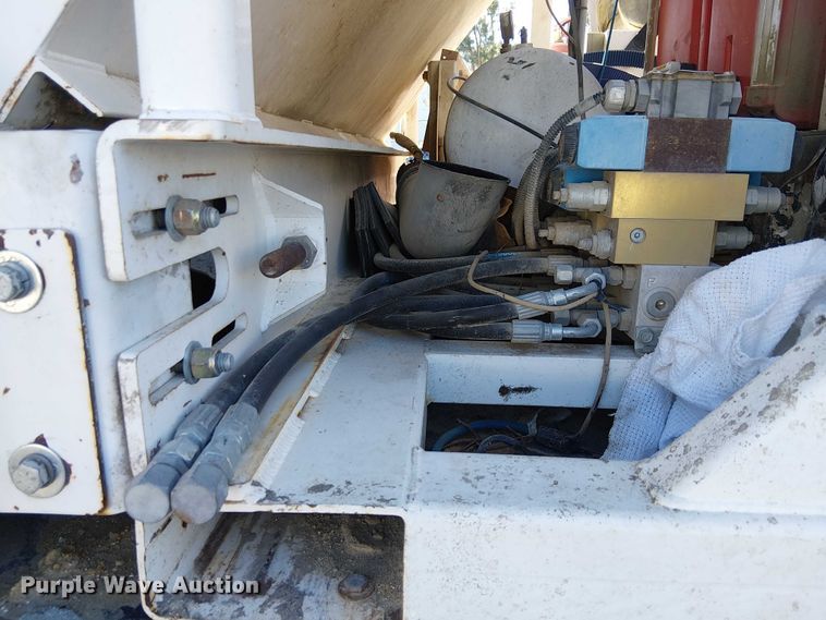 image for item EE5119 2012 Condor American LaFrance  road marking removal truck