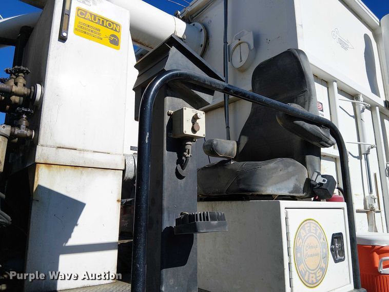 image for item EE5119 2012 Condor American LaFrance  road marking removal truck