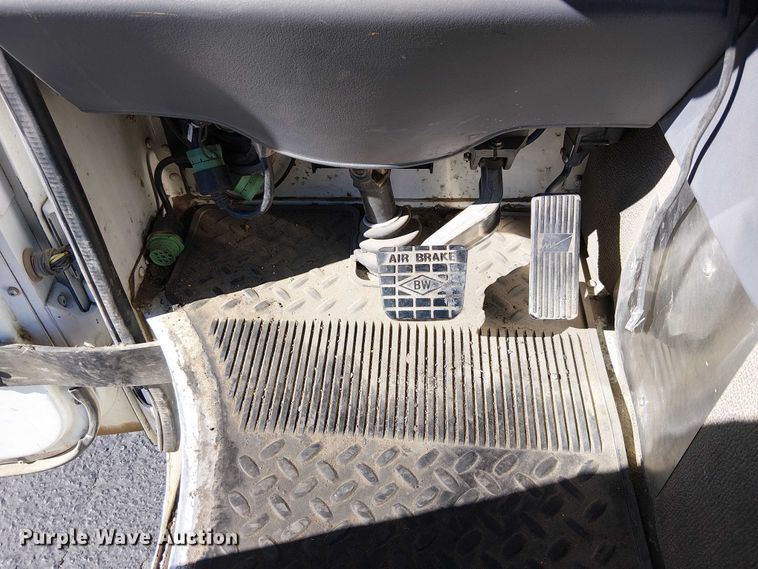 image for item EE5119 2012 Condor American LaFrance  road marking removal truck