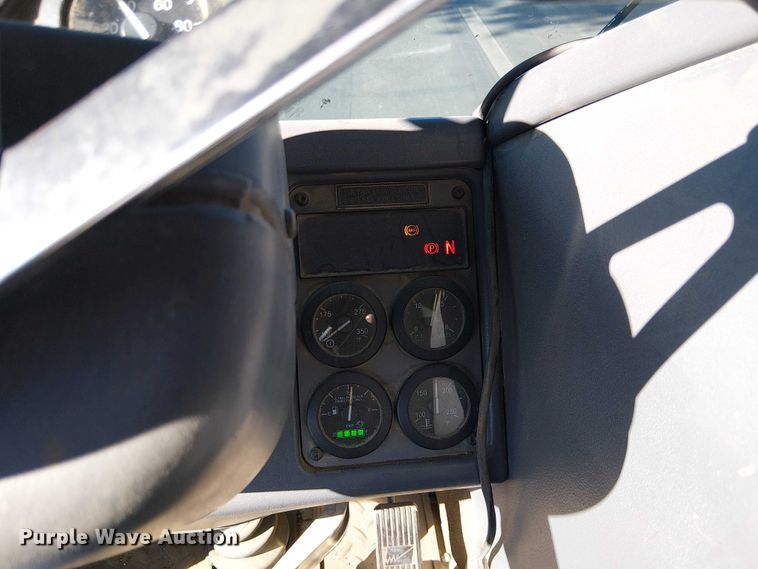 image for item EE5119 2012 Condor American LaFrance  road marking removal truck