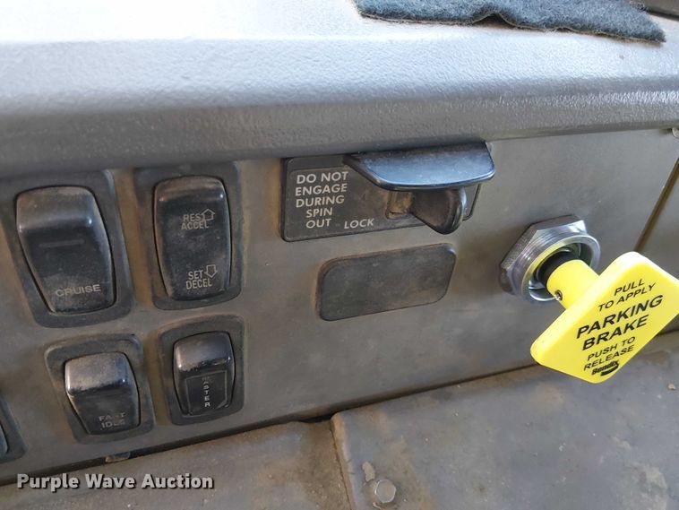 image for item EE5119 2012 Condor American LaFrance  road marking removal truck