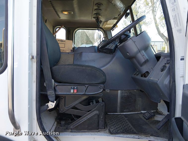 image for item EE5119 2012 Condor American LaFrance  road marking removal truck