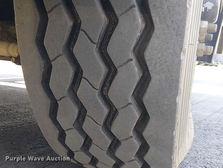 image for item EE5119 2012 Condor American LaFrance  road marking removal truck