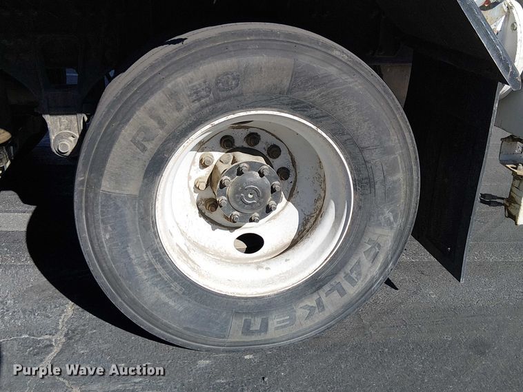 image for item EE5119 2012 Condor American LaFrance  road marking removal truck