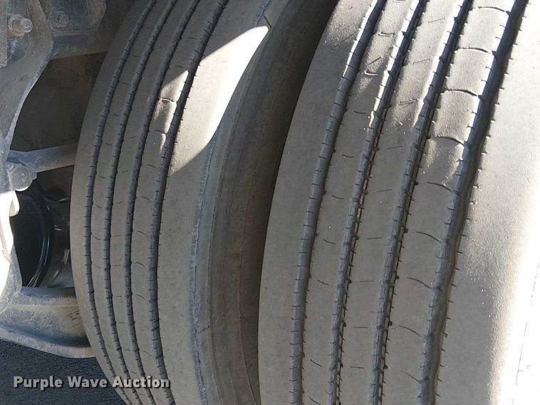 image for item EE5119 2012 Condor American LaFrance  road marking removal truck