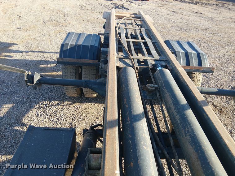 image for item EE5178 2000 Sterling L7500 roll-off container truck