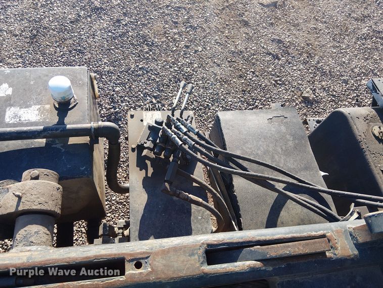 image for item EE5178 2000 Sterling L7500 roll-off container truck