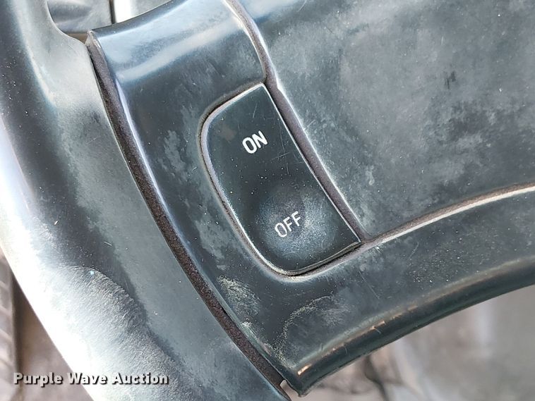 image for item EE5178 2000 Sterling L7500 roll-off container truck