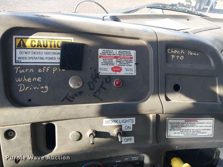 image for item EE5178 2000 Sterling L7500 roll-off container truck