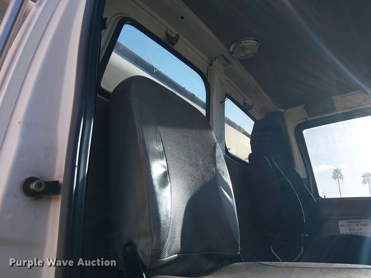 image for item EE5178 2000 Sterling L7500 roll-off container truck