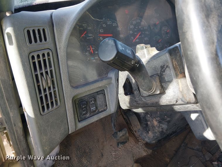 image for item EE5179 2006 International 4400 water truck