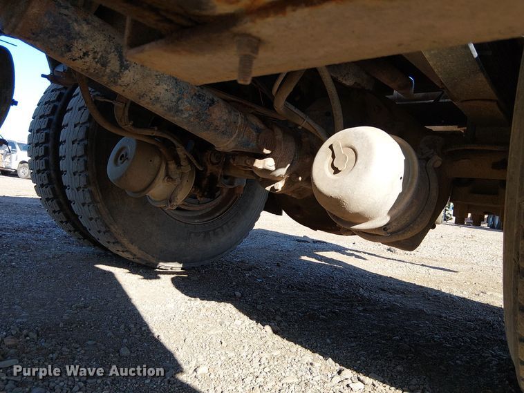 image for item EE5181 1999 Sterling L7501 water truck