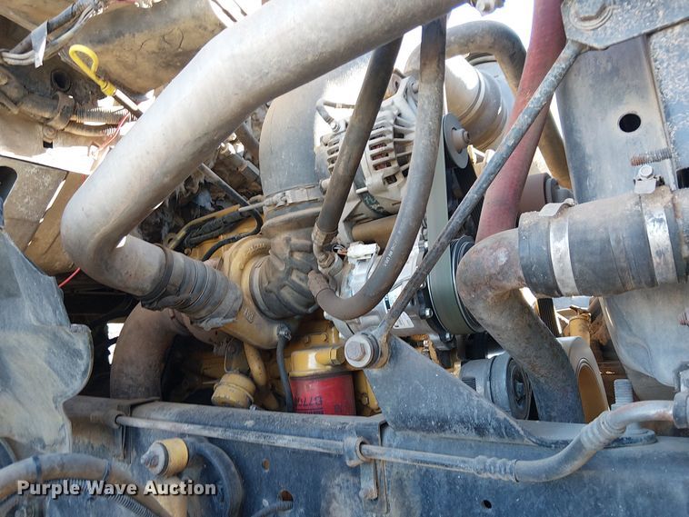 image for item EE5181 1999 Sterling L7501 water truck