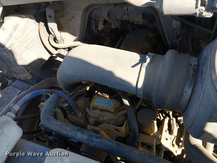 image for item EE5181 1999 Sterling L7501 water truck