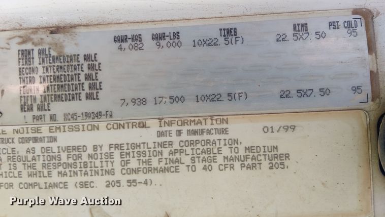 image for item EE5181 1999 Sterling L7501 water truck