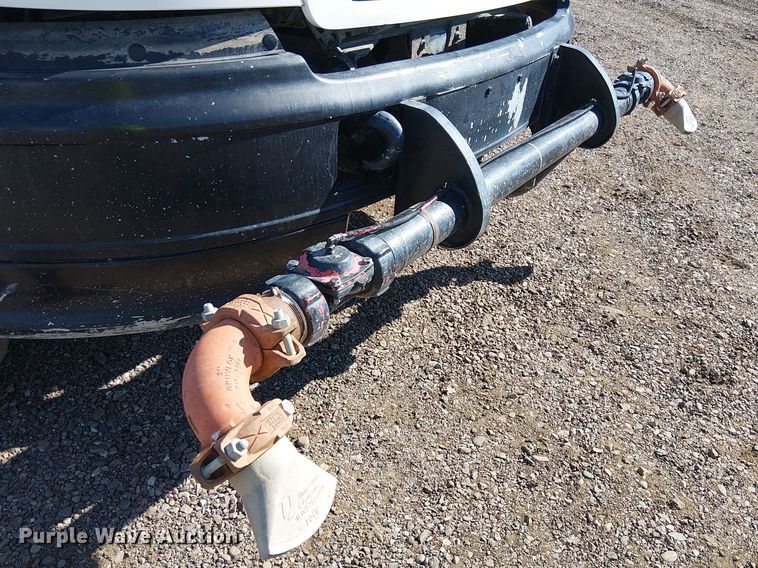 image for item EE5183 2005 Sterling L8500 water truck